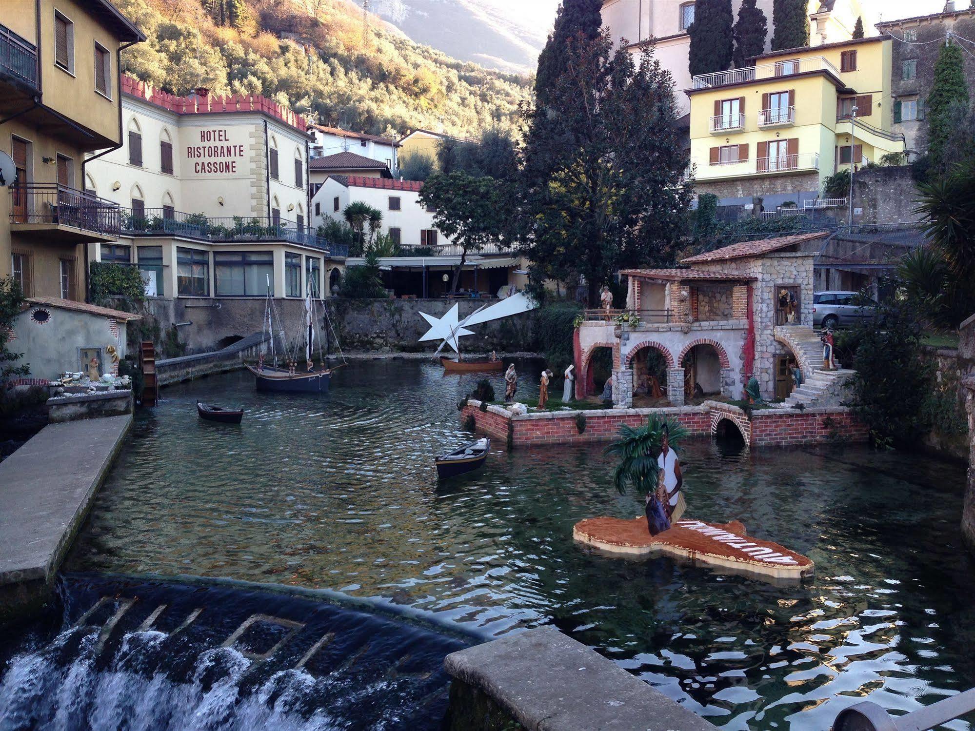 Hotel E Ristorante Cassone Malcesine Exteriör bild